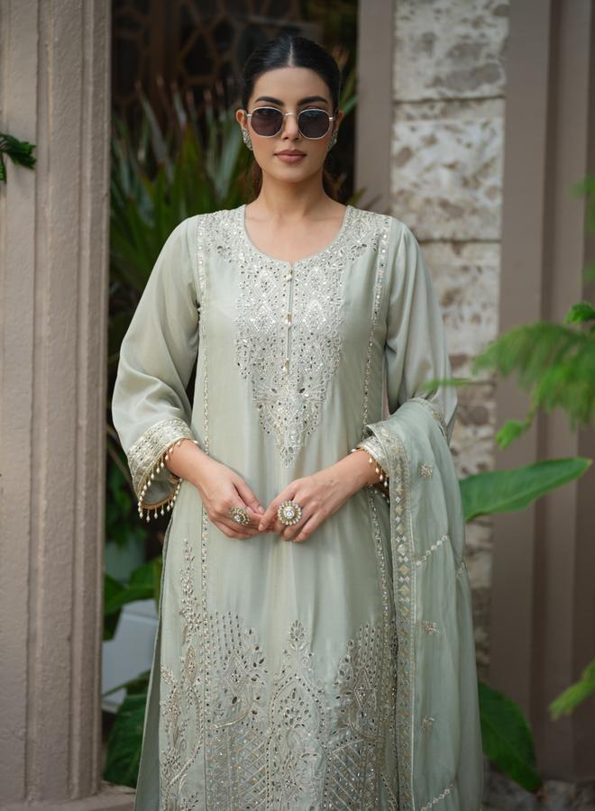 دي دبليو طقم كورتا مستقيمة مطرزة بالأزهار مع بنطال بالازو ودوباتا للنساء - Image 1